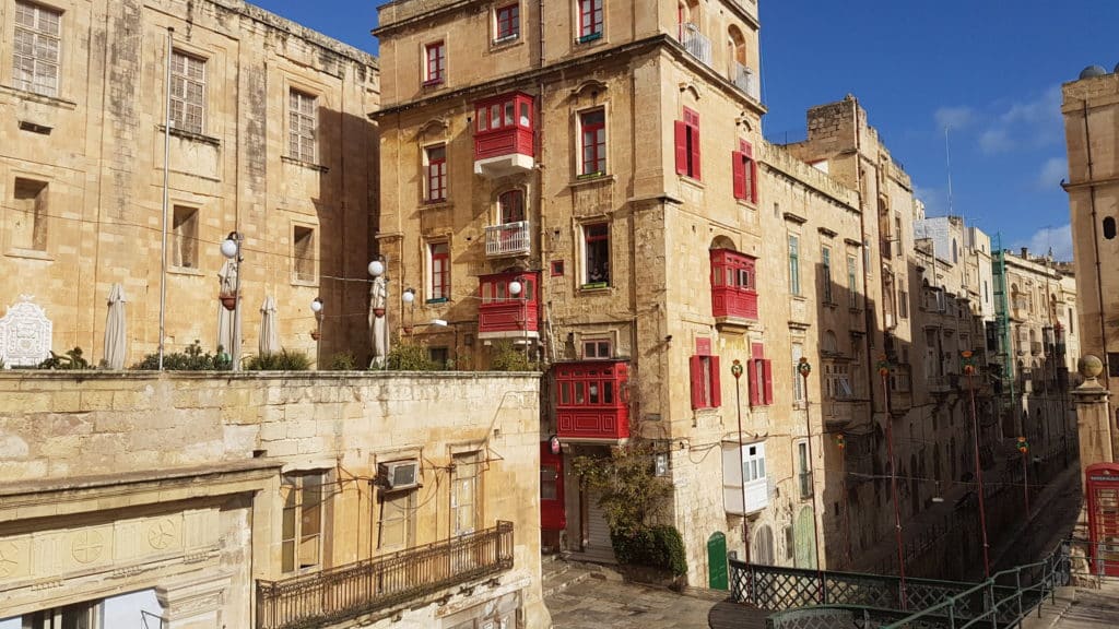 Descopera destinatii calduroasedin Europa precum Malta, Tenerife, Cipru