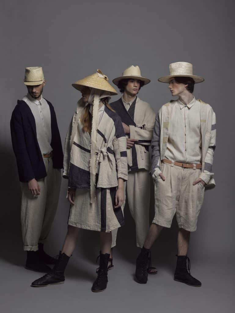 Designerul de palarii Corina Leca realizeaza accesorii personalizate