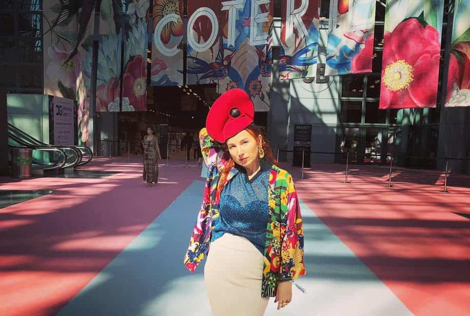 Designerul de palarii Corina Leca realizeaza accesorii personalizate