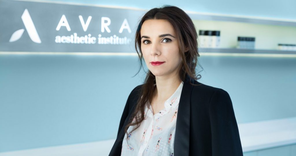 Intra in atmosfera inovatoare a clinicii AVRA un adevarat insititut al frumusetii