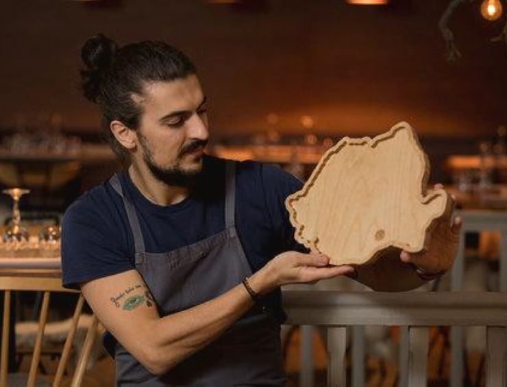 Alex Petricean cea mai noua vedeta TVR1