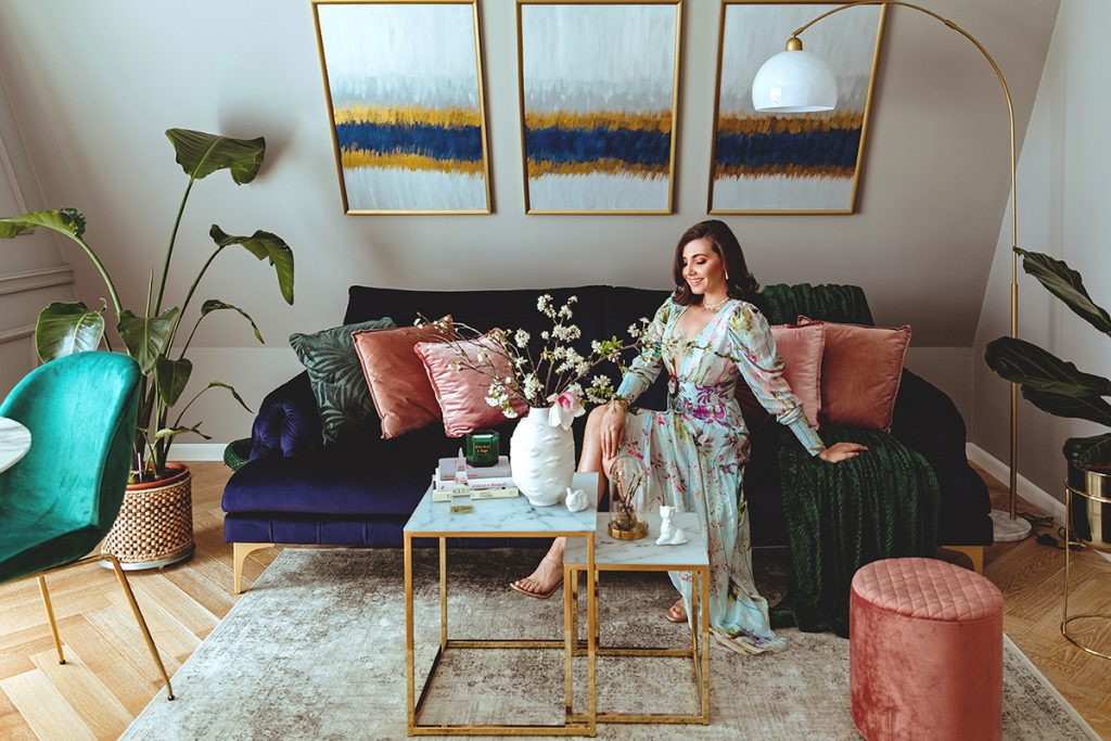 Descopera povetea influencerului roman de succes Larisa Costea