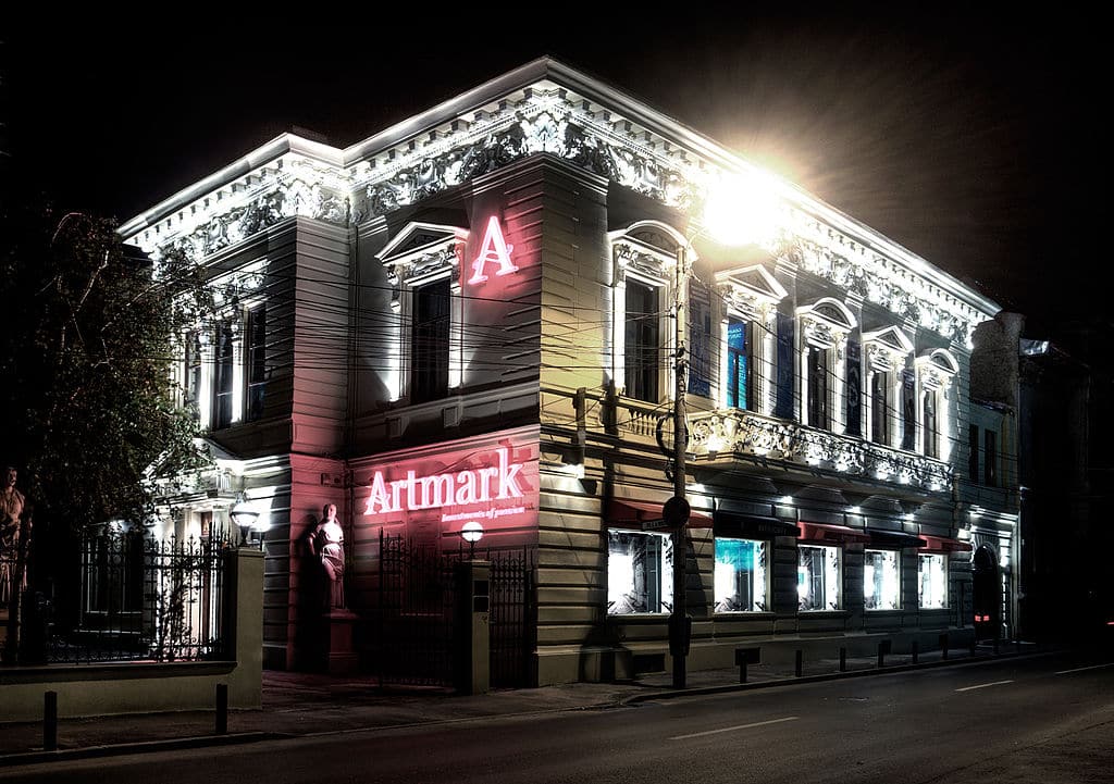 De vorba cu Adrian Buga despre arta si lucrarile pictoritei Eva Cerbu Siegler