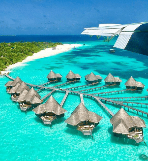 Despre Maldive si ce au aceste insule de oferit turistilor precum si recomandari de la celebritati