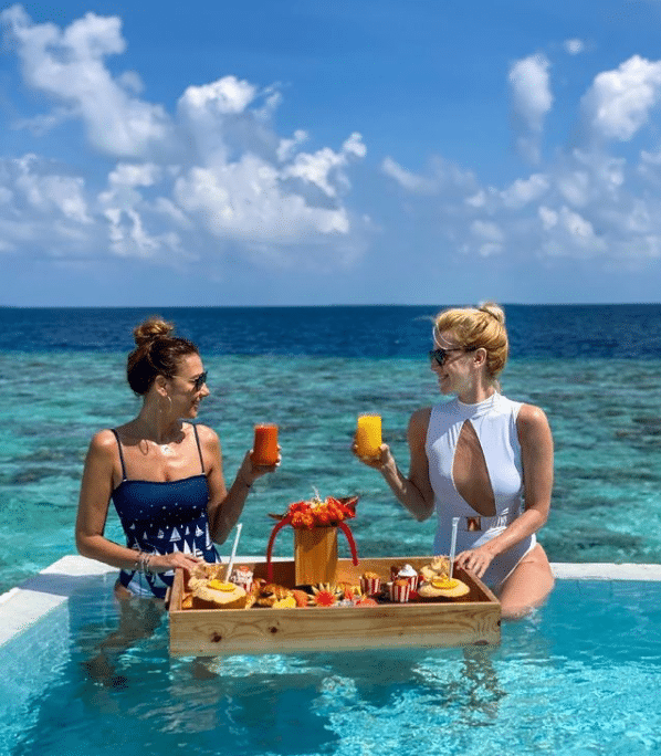 Despre Maldive si ce au aceste insule de oferit turistilor precum si recomandari de la celebritati