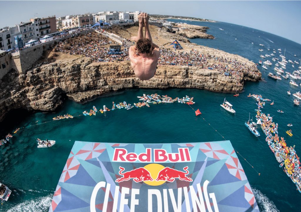 Red Bull Cliff Diving la Polignano a Mare