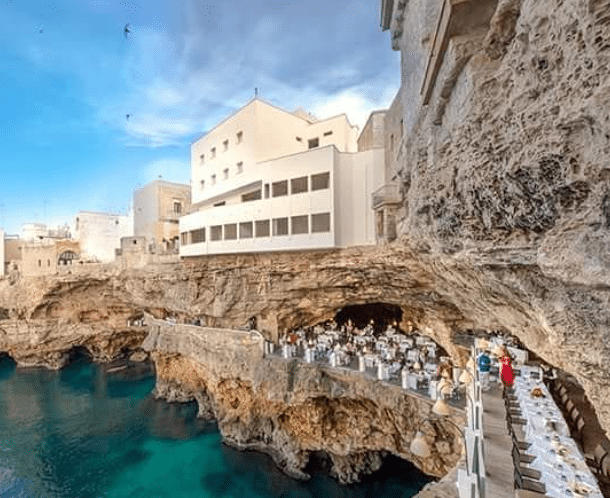 Red Bull Cliff Diving la Polignano a Mare