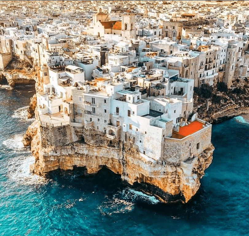 Red Bull Cliff Diving la Polignano a Mare