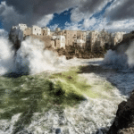 Red Bull Cliff Diving la Polignano a Mare