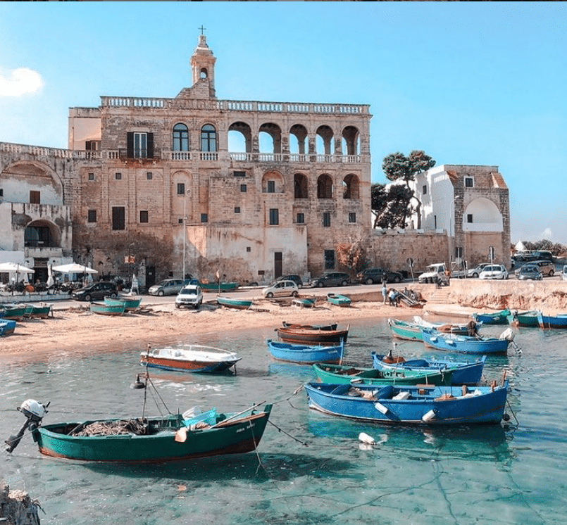 Red Bull Cliff Diving la Polignano a Mare
