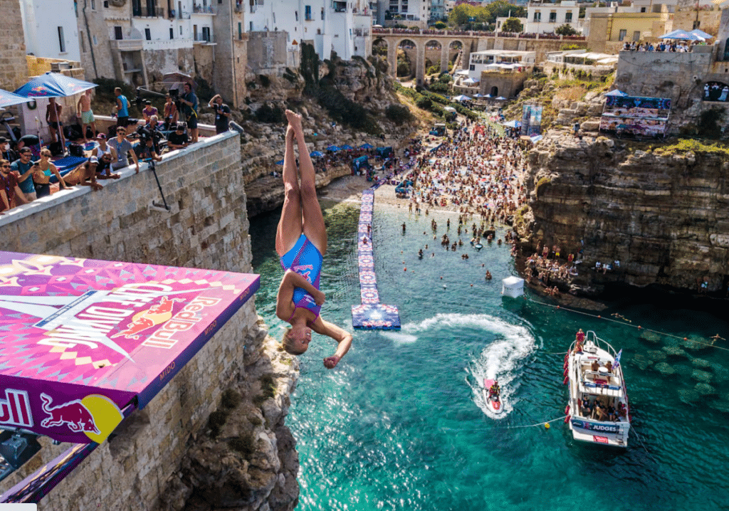 Red Bull Cliff Diving la Polignano a Mare