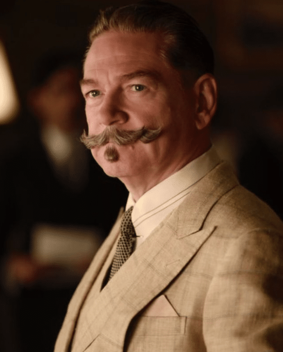 Totul despre costumele purtayte de Gal Gadot in filmul Moarte pe Nil