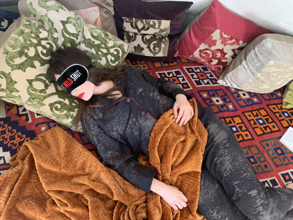 Cum arata colectia capsula INAIS de Valentines Day?!