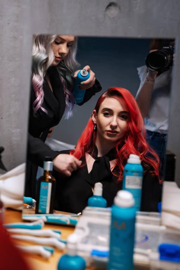 Trendurile 2022 în materie de styling și coafuri de la Marrcocanoil