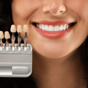 Noua colectie de lacuri de unghii CND: Rise &amp; Shine